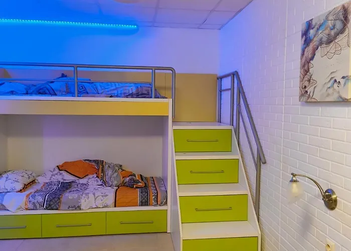 Tarsis Nova Slunchev Briak 08 A ساني بيتش